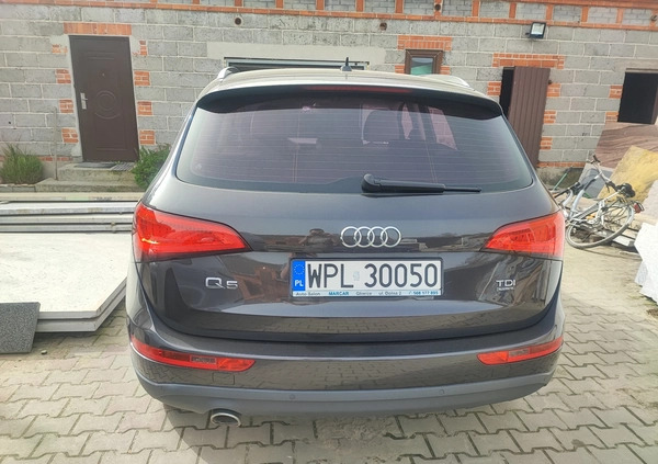 Audi Q5 cena 65000 przebieg: 272562, rok produkcji 2014 z Gąbin małe 121